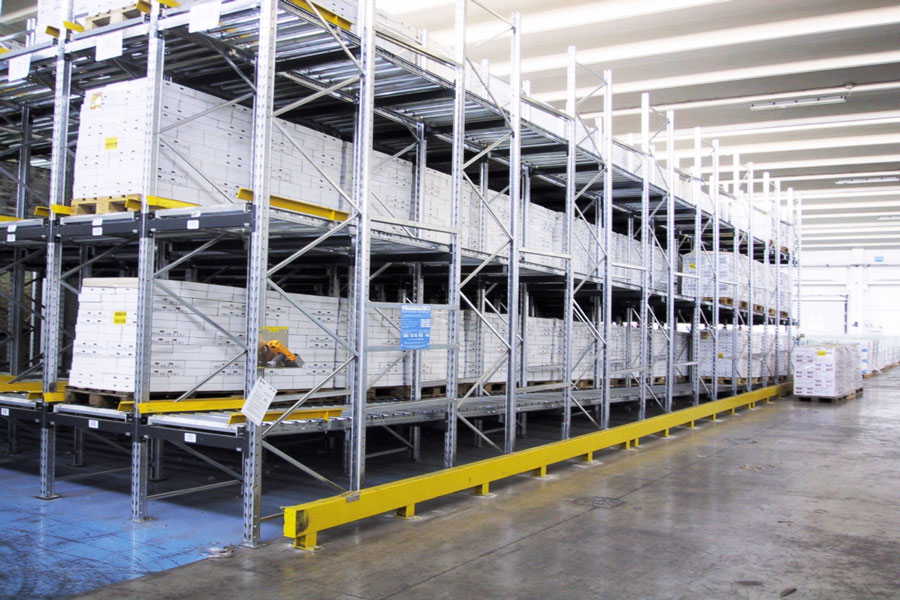 rafturi pentru depozitare paletizata gravitationale Pallet-Flow